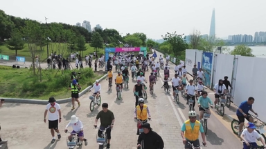 나만의 속도로 즐기는 한강...'쉬엄쉬엄 3종 축제' 인기